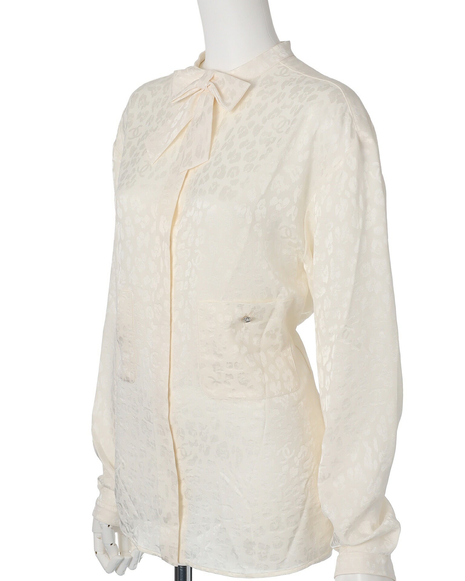 CHANEL Blouse, Long Sleeve, Leopard Ribbon, Silk, Ivory, Gold-Tone Hardware, Pre-Owned - Vintage La Charme