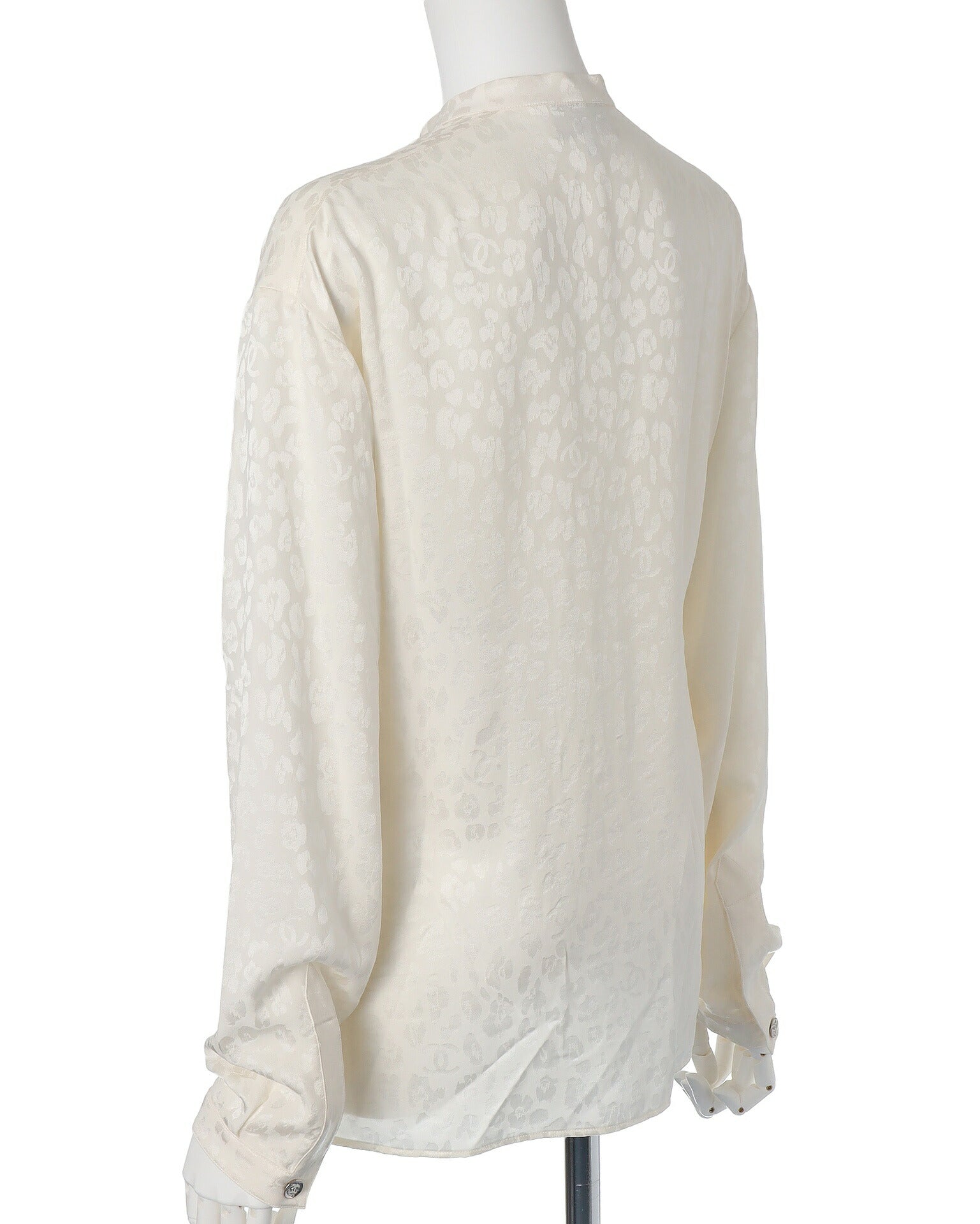 CHANEL Blouse, Long Sleeve, Leopard Ribbon, Silk, Ivory, Gold-Tone Hardware, Pre-Owned - Vintage La Charme
