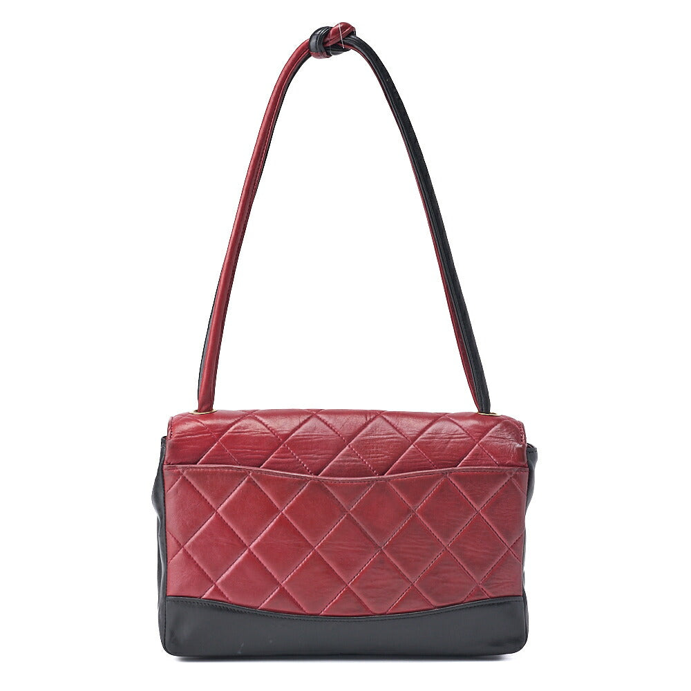 CHANEL Shoulder Bag Matelasse Turn Lock Lambskin Red Gold-Tone Hardware Pre-Owned - Vintage La Charme