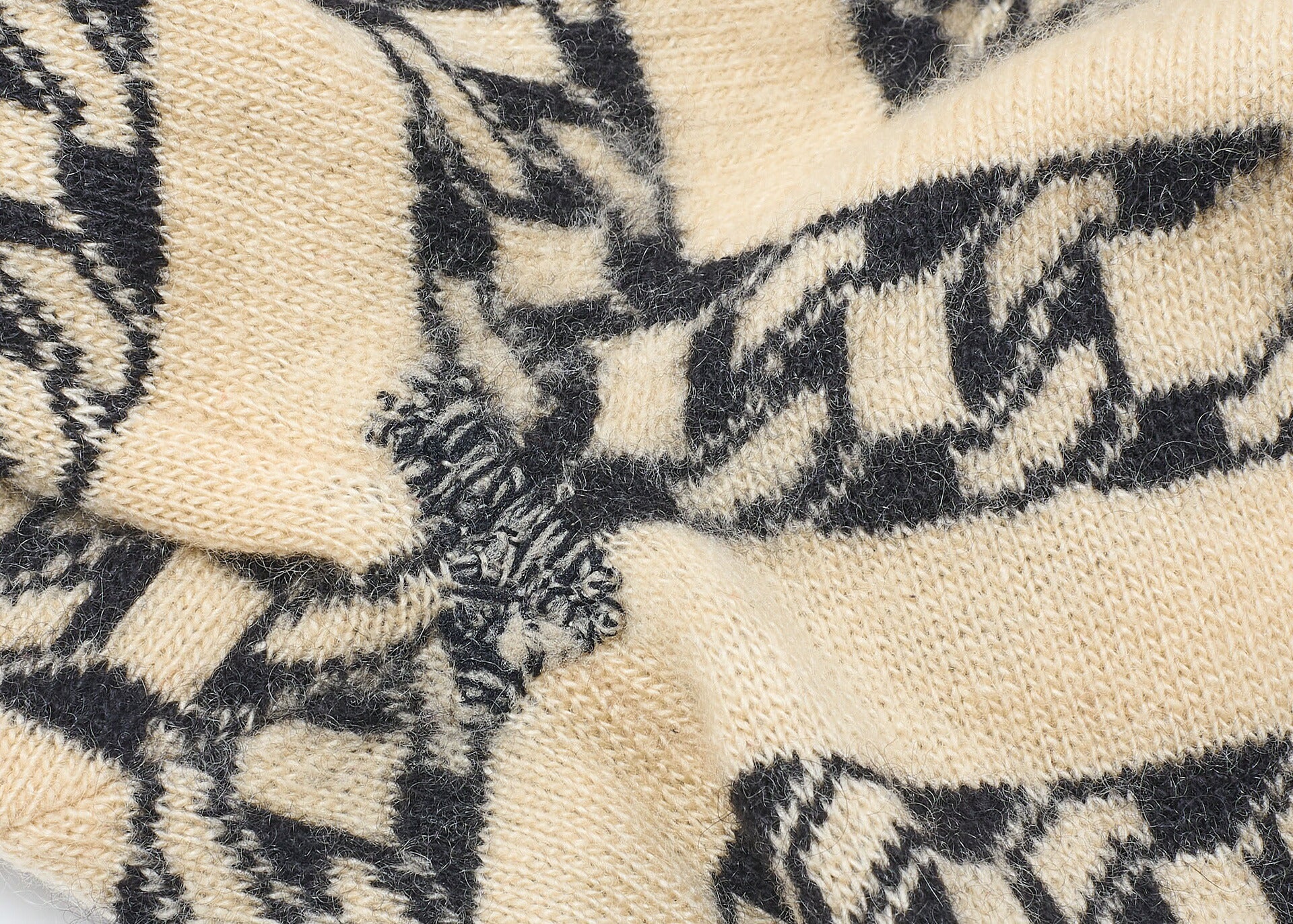 CHANEL Cardigan Knit Jacket, Coco Button, Cashmere, Beige, Gold-Tone Hardware, Pre-Owned - Vintage La Charme