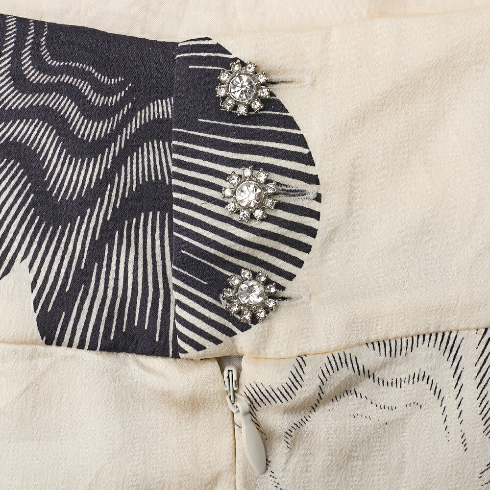 CHANEL Camisole Top, Coco Mark, Silk, Ivory, Gold-Tone Hardware, Pre-Owned - Vintage La Charme