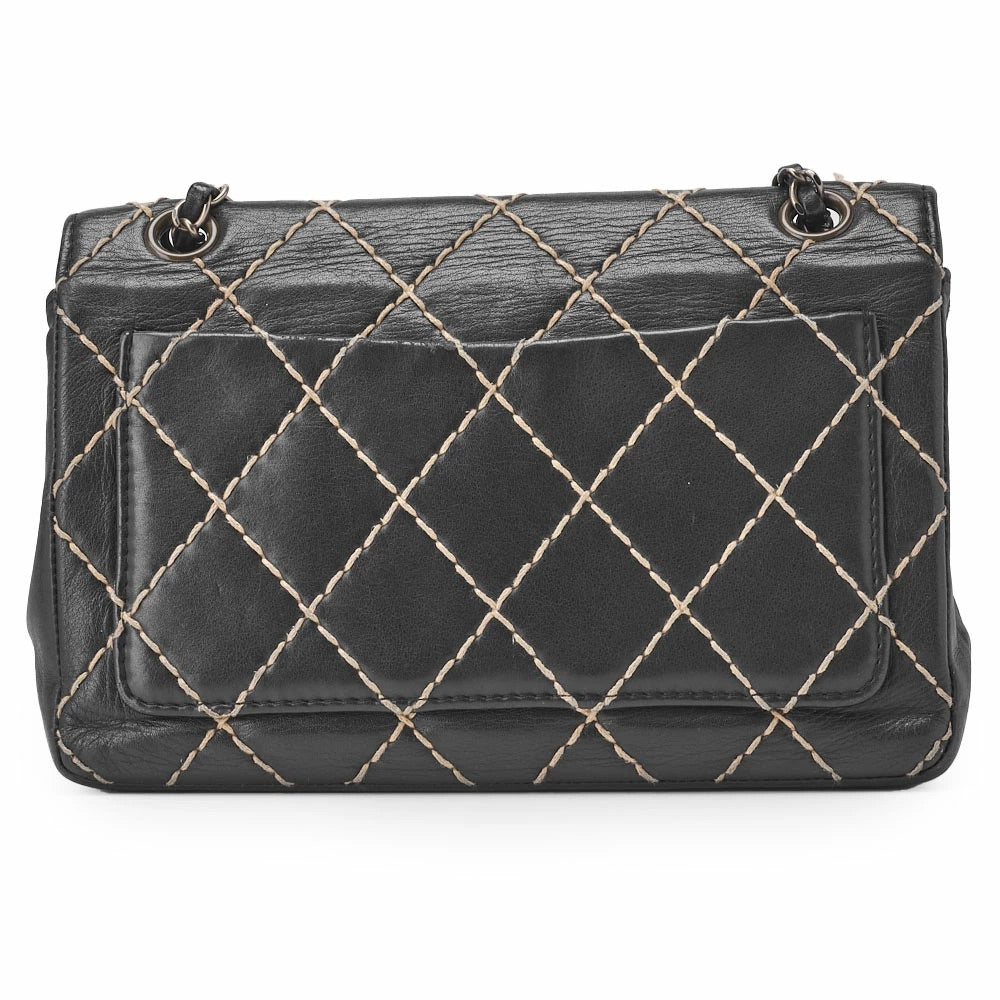 CHANEL Shoulder Bag, Matelasse Wild Stitch Turn Lock, Calfskin, Black, Silver-Tone Hardware, Pre-Owned - Vintage La Charme