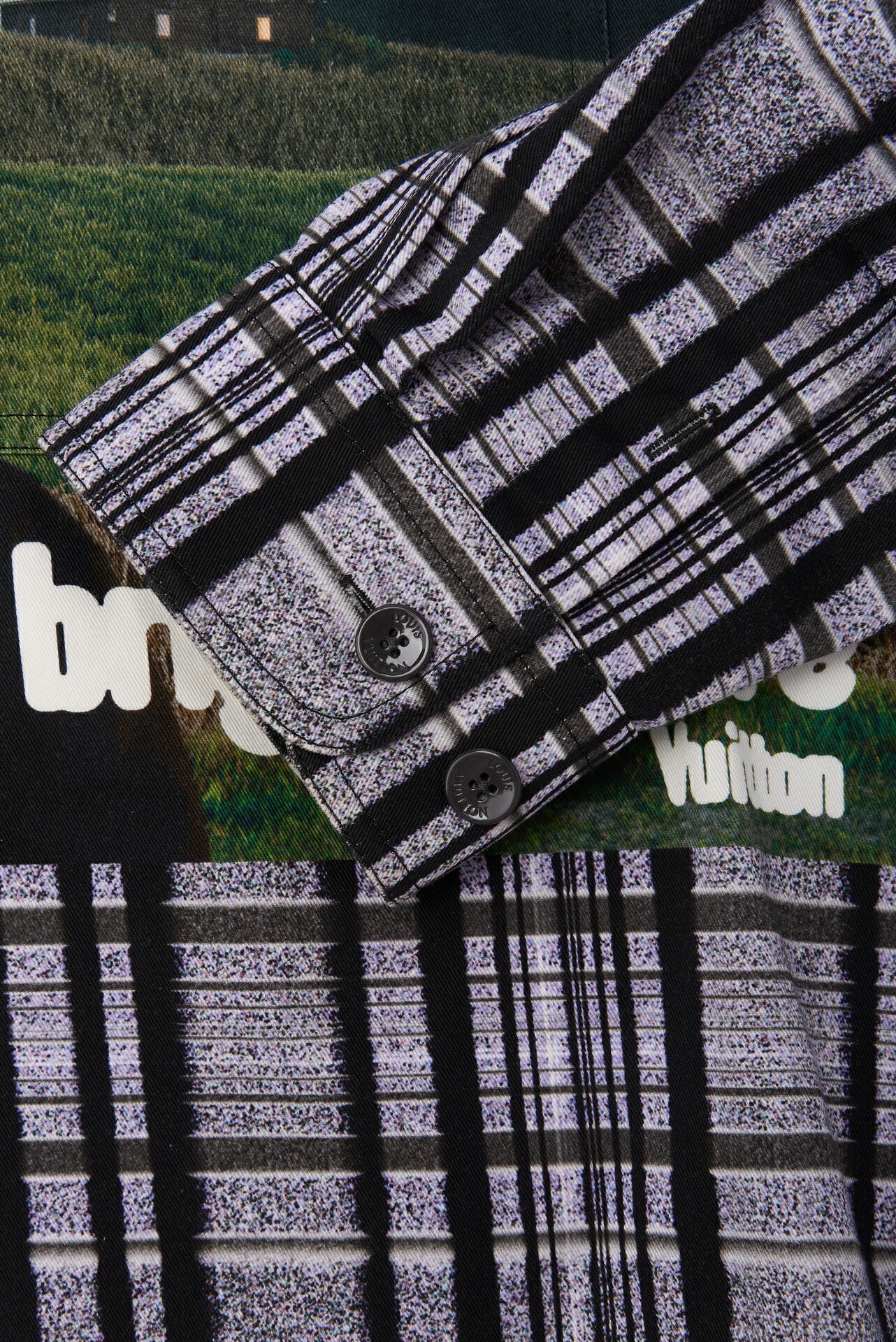 Louis Vuitton Shirt Jacket, Printed, Cotton, Multicolor, Gold-Tone Hardware, Pre-Owned - Vintage La Charme