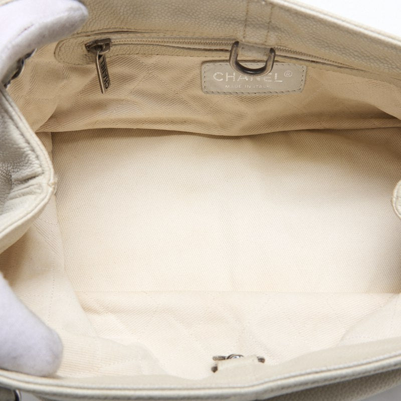 CHANEL Shoulder Bag, Coco Mark, Chain Shoulder, Caviar Skin, White, Silver-Tone Hardware, Pre-Owned - Vintage La Charme
