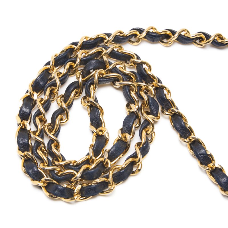 CHANEL Shoulder Bag, Matelasse Turn Lock, Lambskin, Navy, Gold-Tone Hardware, Pre-Owned - Vintage La Charme