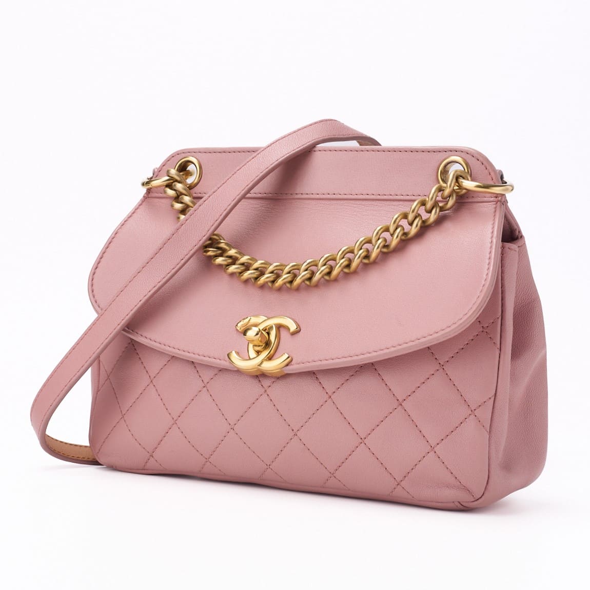 CHANEL Mini Shoulder Bag Matelasse Round Flap Chain Shoulder Lambskin Pink Gold-Tone Hardware Pre-Owned - Vintage La Charme
