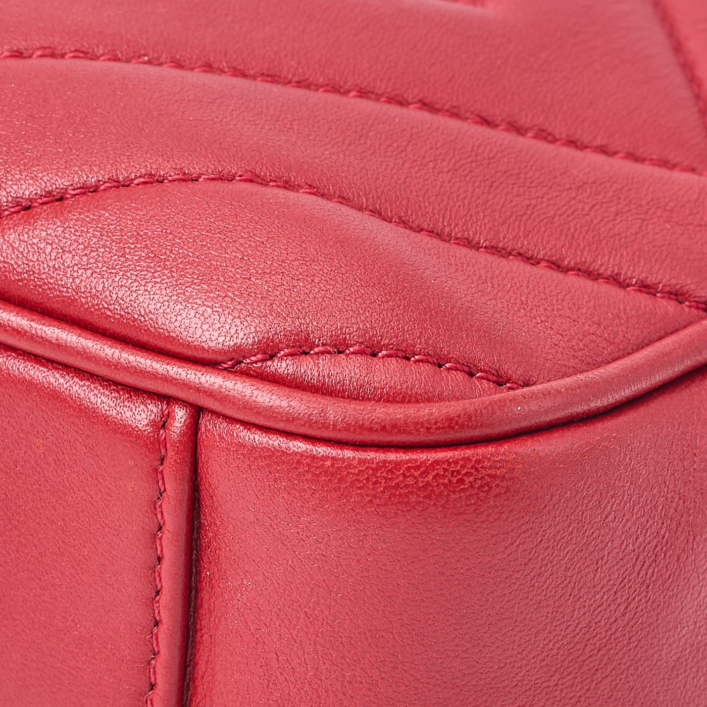 CHANEL Shoulder Bag, Diamond Stitch Coco Mark, Lambskin, Red, Gold-Tone Hardware, Pre-Owned - Vintage La Charme
