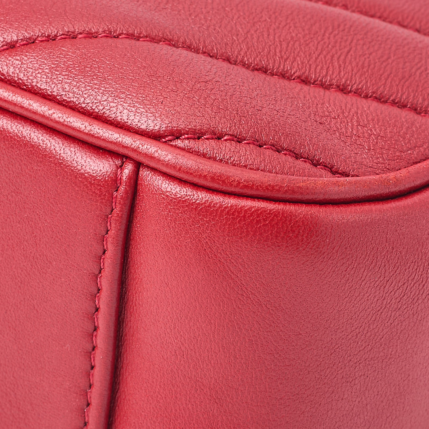 CHANEL Shoulder Bag, Diamond Stitch Coco Mark, Lambskin, Red, Gold-Tone Hardware, Pre-Owned - Vintage La Charme