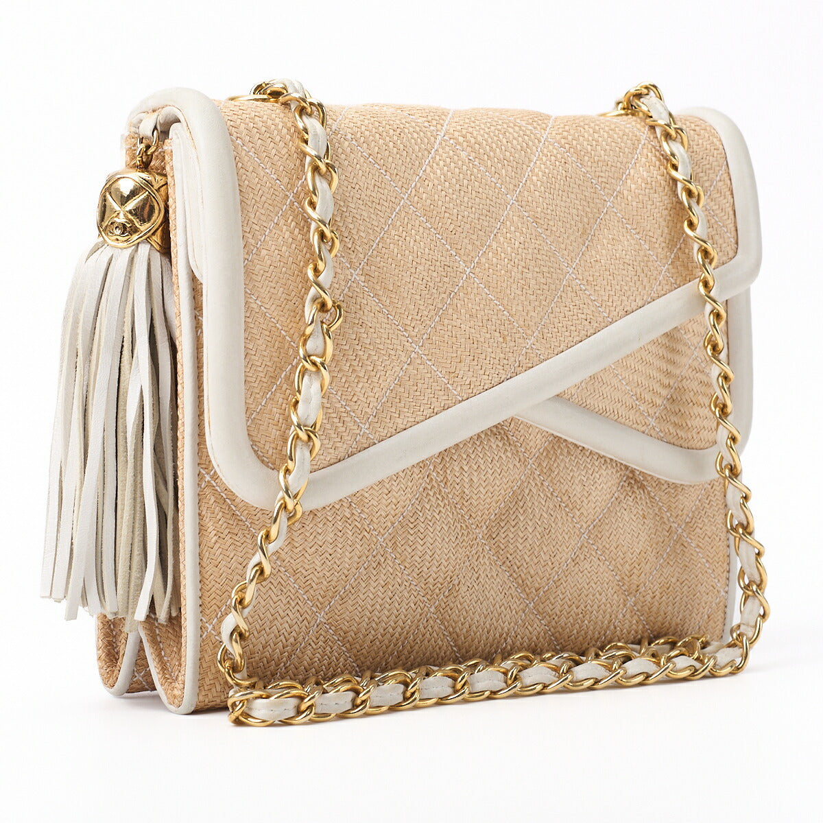 CHANEL Shoulder Bag, Matelasse, Fringe, Double Flap, Straw, Beige, Gold-Tone Hardware, Pre-Owned - Vintage La Charme