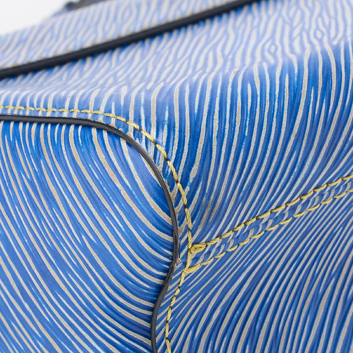 Louis Vuitton Shoulder Bag, Epi Twist MM, Chain Shoulder, Epi Leather, Denim Light, Silver-Tone Hardware, Pre-Owned - Vintage La Charme