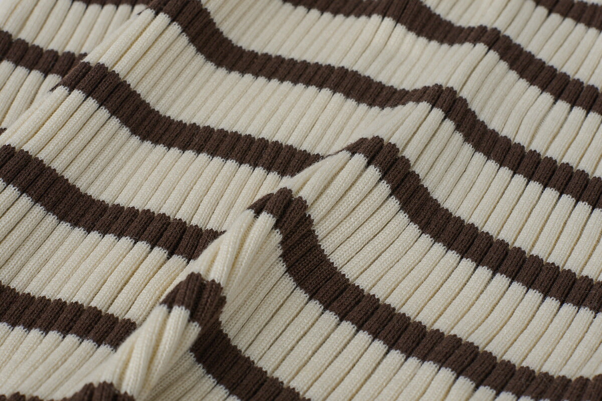CHANEL T-Shirt, Coco Mark Border, Knit, Cotton, Ivory, Gold-Tone Hardware, Pre-Owned - Vintage La Charme