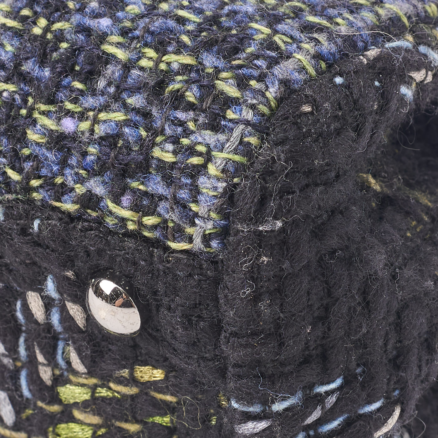 CHANEL Shoulder Bag, Coco Turn Lock, Tweed, Multicolor, Silver-Tone Hardware, Pre-Owned - Vintage La Charme