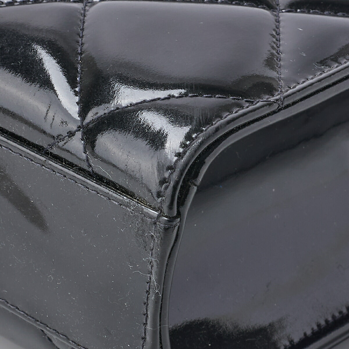 CHANEL Business Bag, Matelasse, Enamel, Black, Gold-Tone Hardware, Pre-Owned - Vintage La Charme