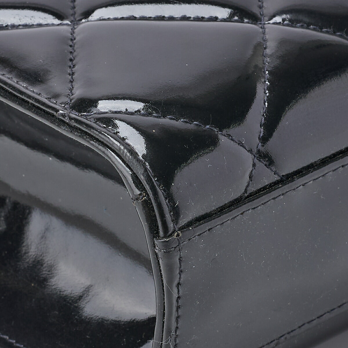 CHANEL Business Bag, Matelasse, Enamel, Black, Gold-Tone Hardware, Pre-Owned - Vintage La Charme