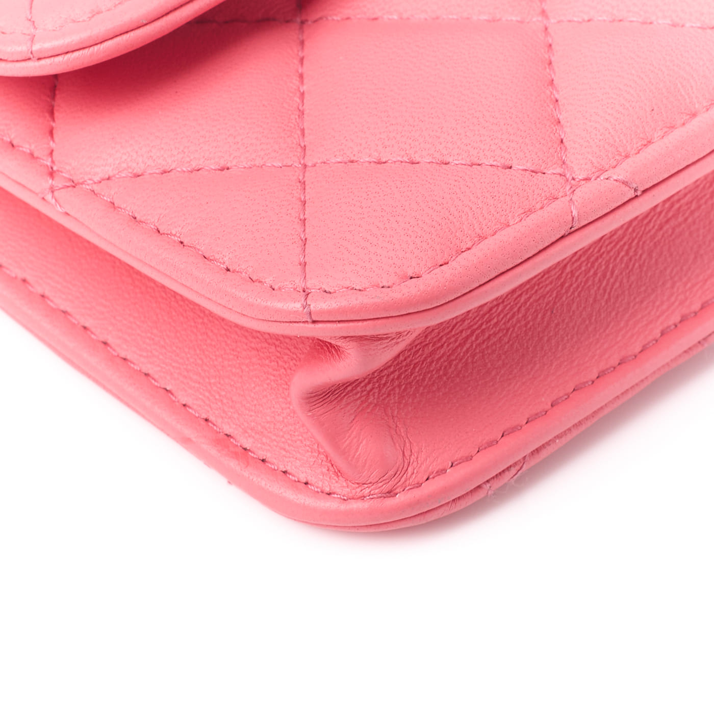 CHANEL Mini Shoulder Bag, Matelasse, Chain Shoulder, Lambskin, Pink, Gold-Tone Hardware, Pre-Owned - Vintage La Charme