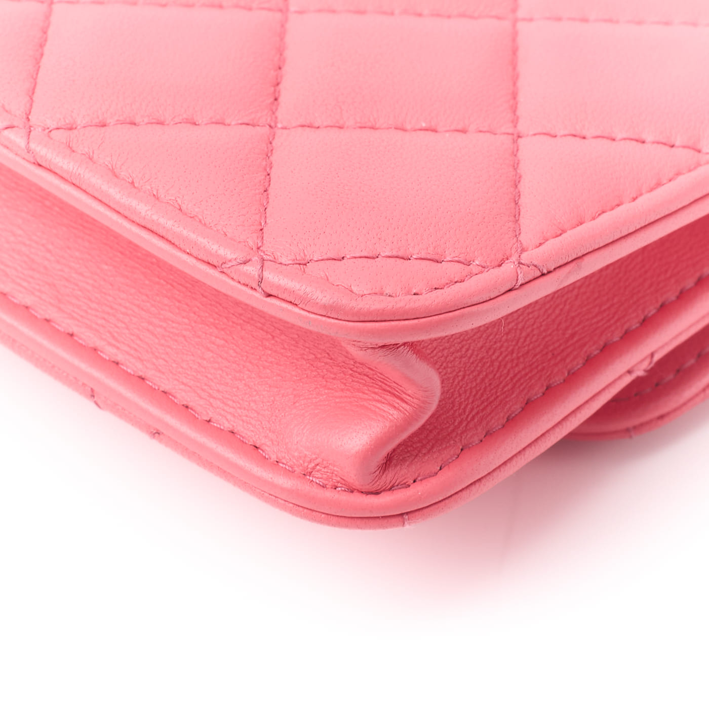 CHANEL Mini Shoulder Bag, Matelasse, Chain Shoulder, Lambskin, Pink, Gold-Tone Hardware, Pre-Owned - Vintage La Charme