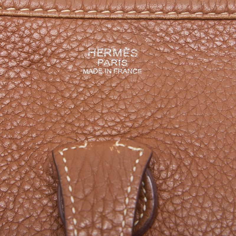 HERMES Shoulder Bag Tryon Clemence Evelyn PM, Leather, Gold, Silver-Tone Hardware, Pre-Owned - Vintage La Charme