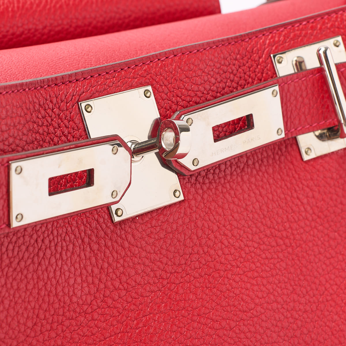 HERMES Gypsiere 34 Shoulder Bag Tryon Clemence Vermillion Silver-Tone Hardware Pre-Owned - Vintage La Charme