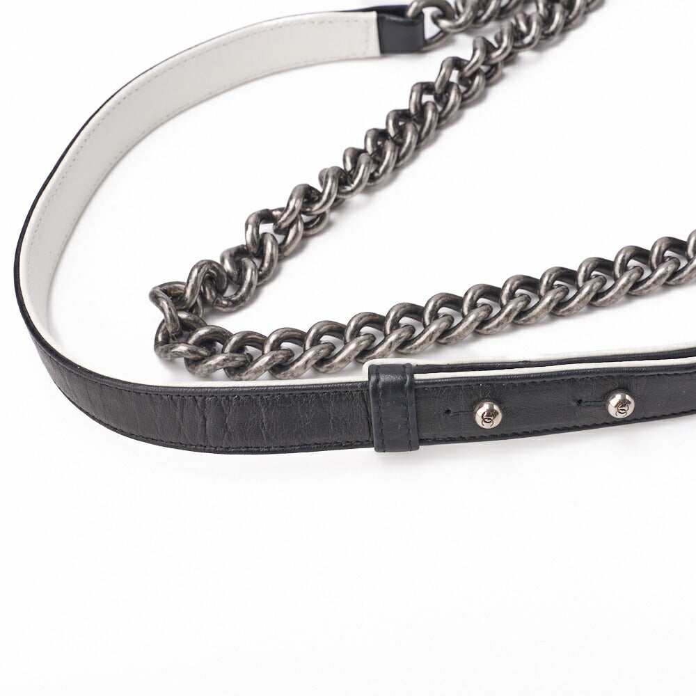 Chanel Boy Shoulder Bag Matelasse Chain Shoulder Lambskin Black Gold-Tone Hardware Pre-Owned - Vintage La Charme