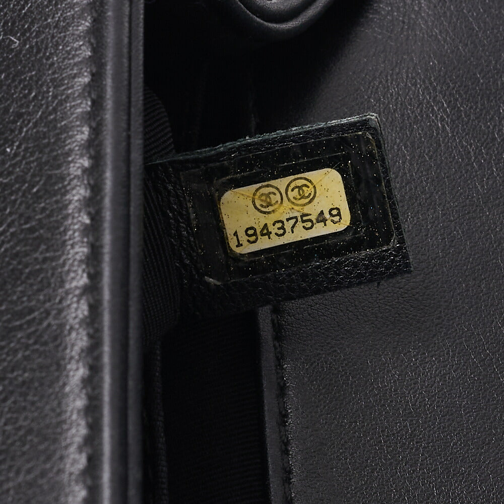 Chanel Boy Shoulder Bag Matelasse Chain Shoulder Lambskin Black Gold-Tone Hardware Pre-Owned - Vintage La Charme