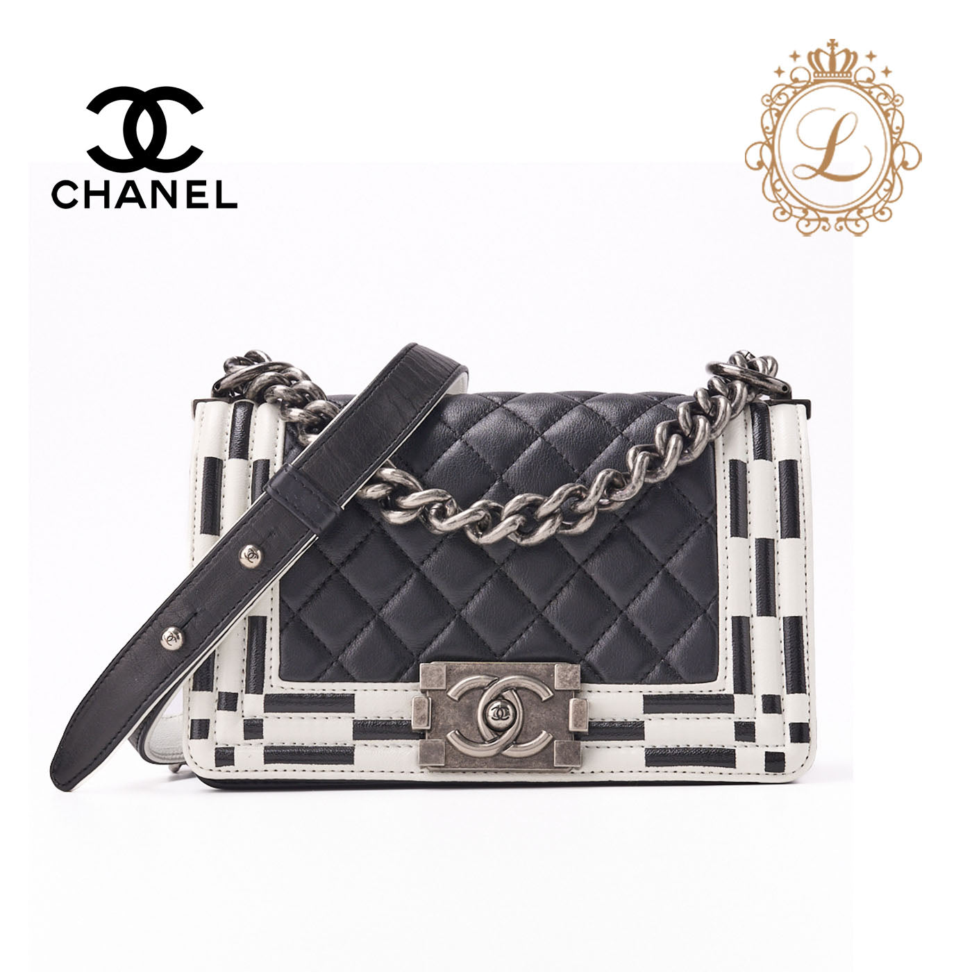 Chanel Boy Shoulder Bag Matelasse Chain Shoulder Lambskin Black Gold-Tone Hardware Pre-Owned - Vintage La Charme