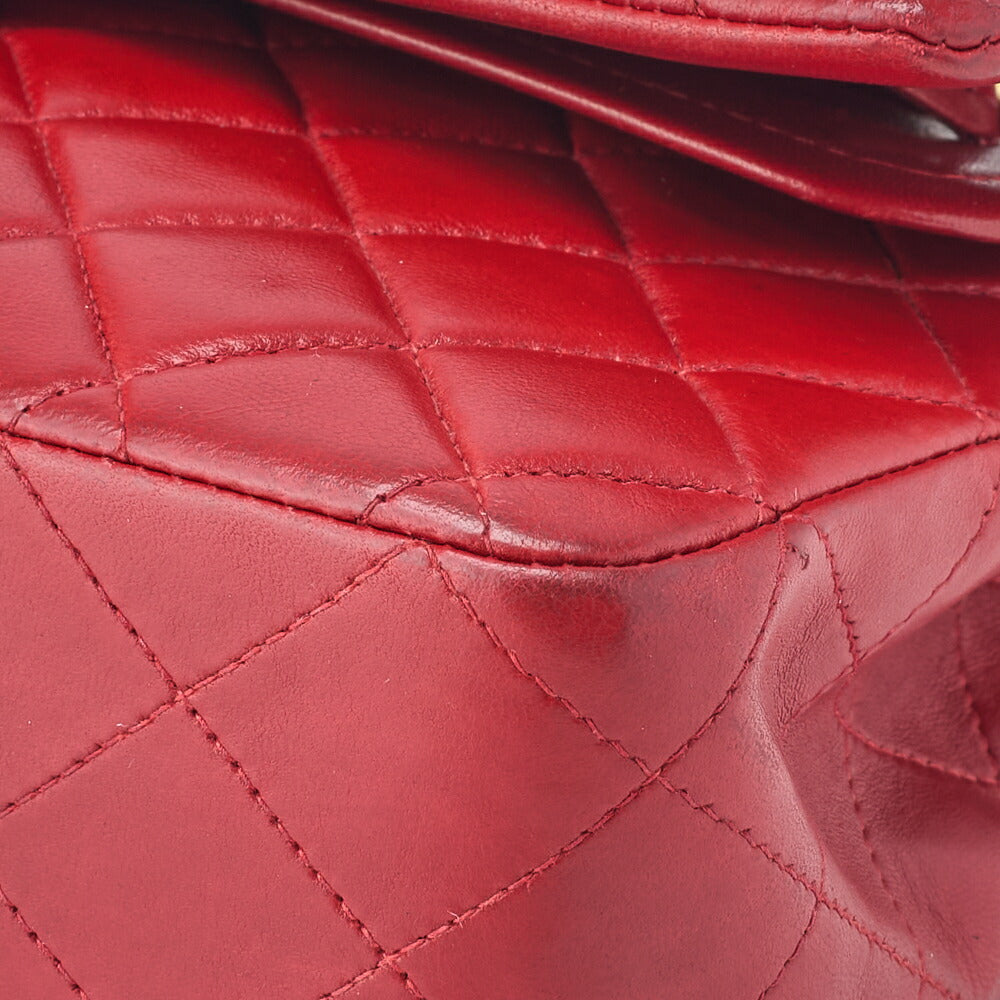 CHANEL Shoulder Bag Matelasse Lambskin Red Gold-Tone Hardware Pre-Owned - Vintage La Charme