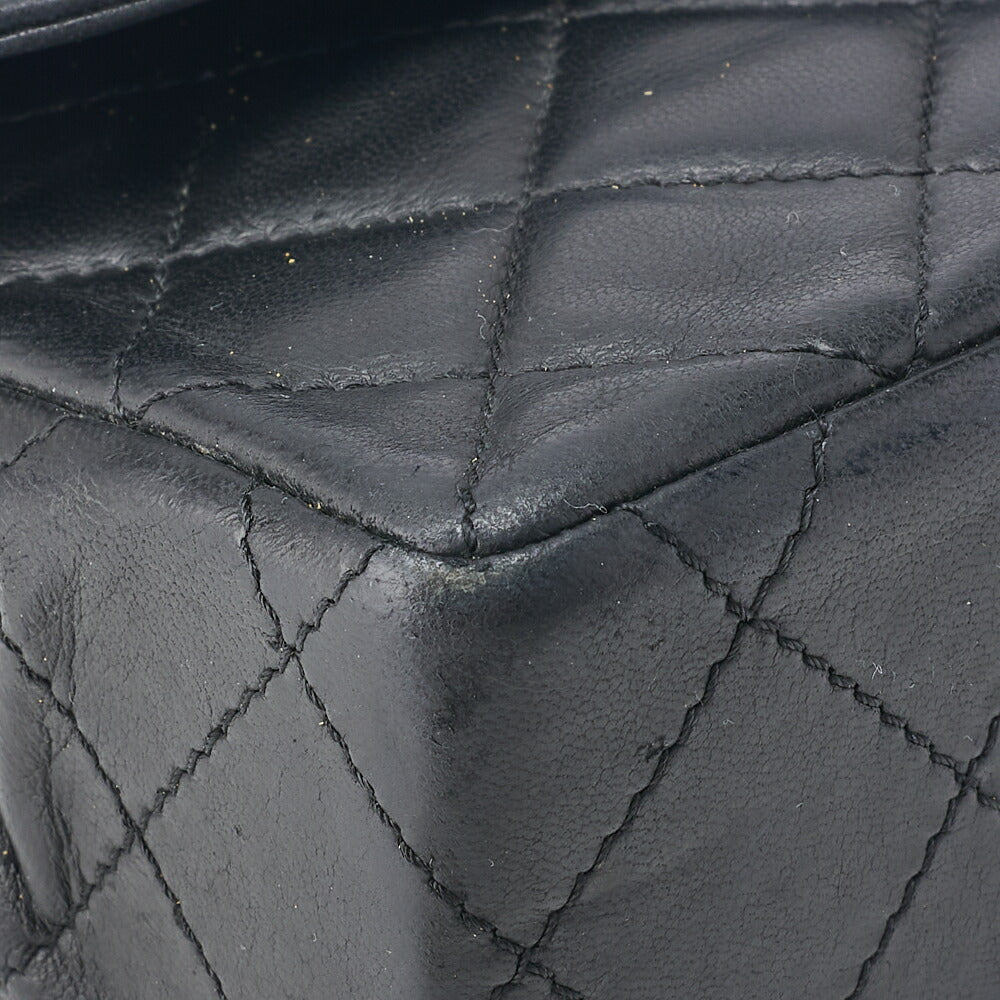 Chanel Shoulder Bag Matelasse Lambskin Black Gold-Tone Hardware Pre-Owned - Vintage La Charme