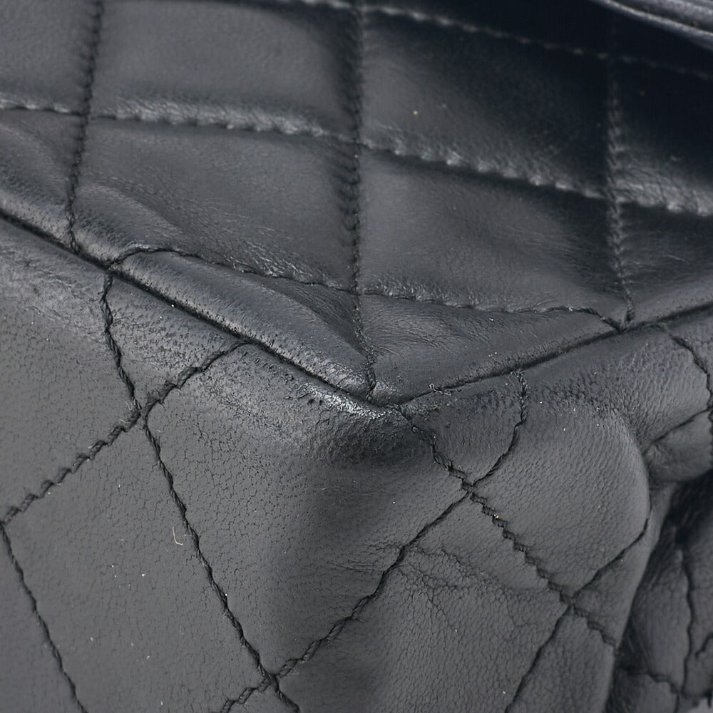Chanel Shoulder Bag Matelasse Lambskin Black Gold-Tone Hardware Pre-Owned - Vintage La Charme