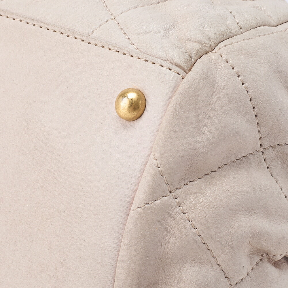 CHANEL Shoulder Bag Matelasse Chain Shoulder Sparkle Leather Ivory Gold-Tone Hardware Pre-Owned - Vintage La Charme