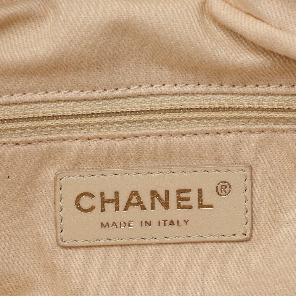CHANEL Shoulder Bag Matelasse Chain Shoulder Sparkle Leather Ivory Gold-Tone Hardware Pre-Owned - Vintage La Charme