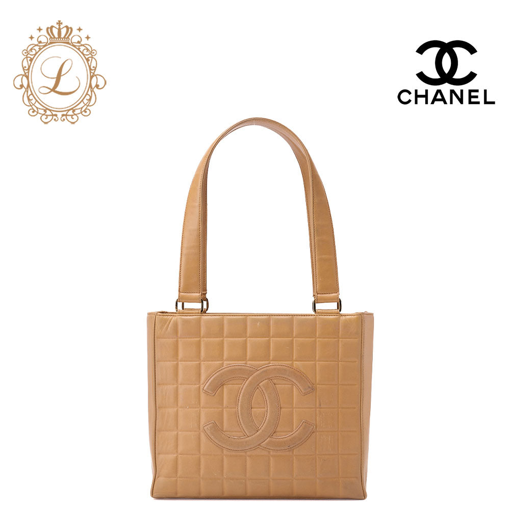 CHANEL Shoulder Tote Bag Choco Bar Coco Mark Lambskin Beige Gold-Tone Hardware Pre-Owned - Vintage La Charme