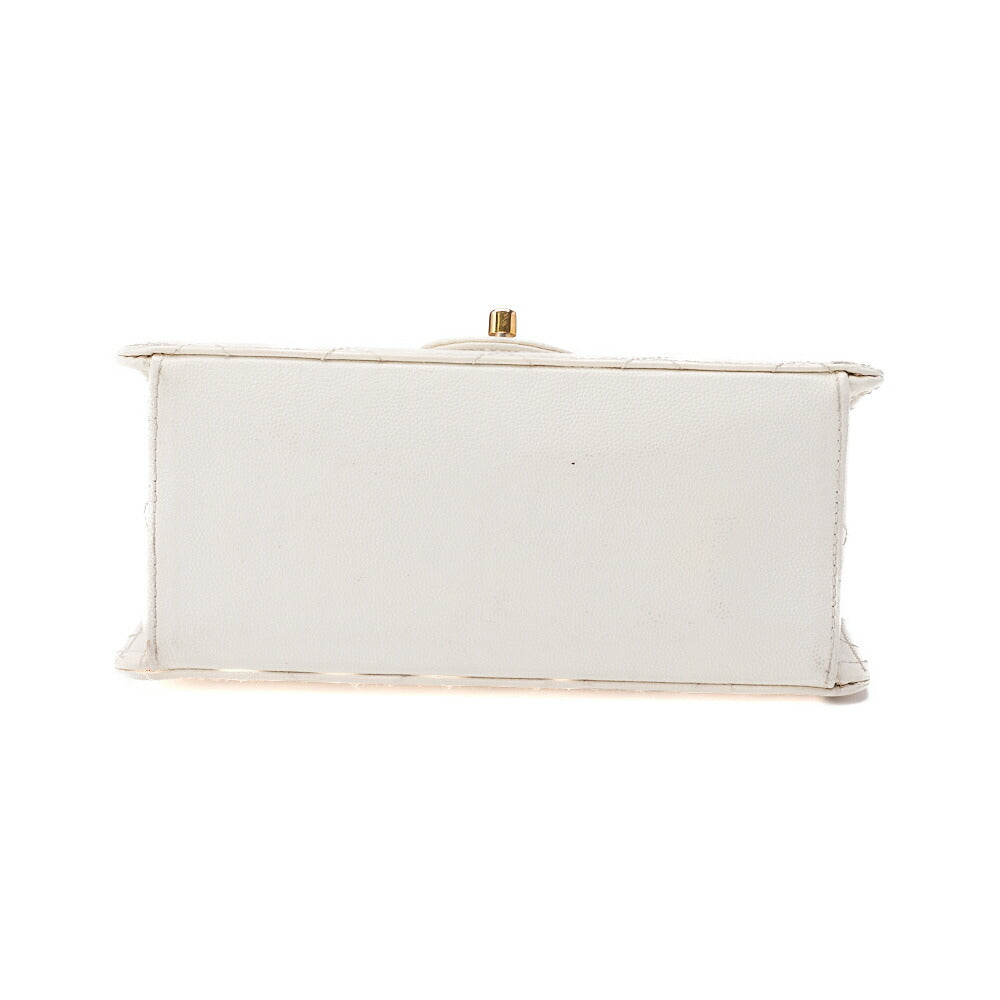 CHANEL Shoulder Bag, Chain Shoulder, Matelasse, Caviar Skin, White, Gold-Tone Hardware, Pre-Owned - Vintage La Charme