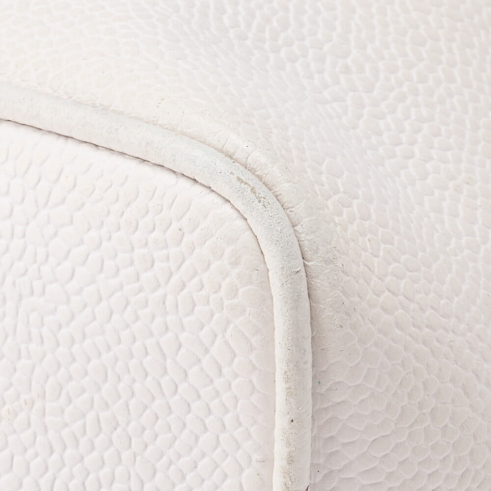 CHANEL Shoulder Bag, Chain Shoulder, Caviar Leather, White, Gold-Tone Hardware, Pre-Owned - Vintage La Charme