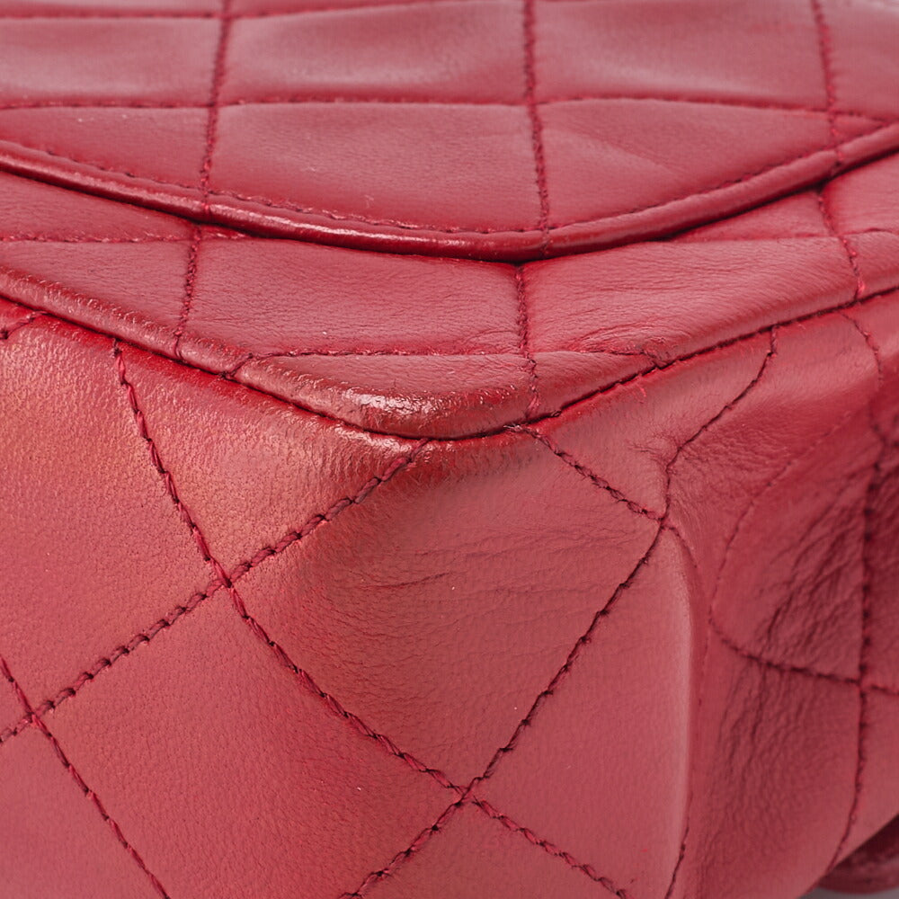 CHANEL Chain Shoulder Bag Mini Matelasse Lambskin Red Gold-Tone Hardware Pre-Owned - Vintage La Charme