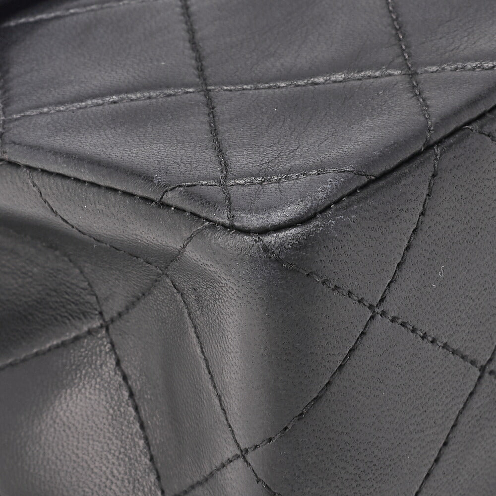 CHANEL Chain Shoulder Bag Matelasse Lambskin Black Gold-Tone Hardware Pre-Owned - Vintage La Charme