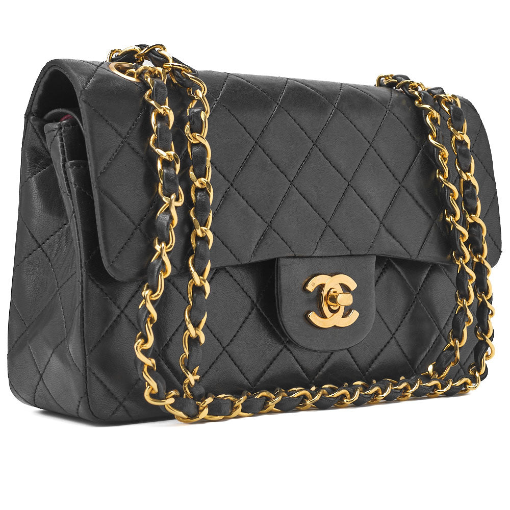 CHANEL Chain Shoulder Bag Matelasse Double Flap Lambskin Black Gold-Tone Hardware Pre-Owned - Vintage La Charme