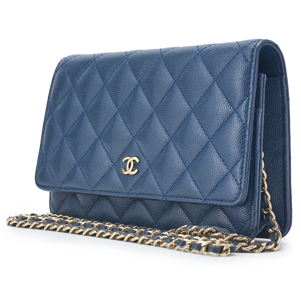 CHANEL Chain Wallet, Matelasse, Caviar Skin, Blue, Gold-Tone Hardware, Pre-Owned - Vintage La Charme