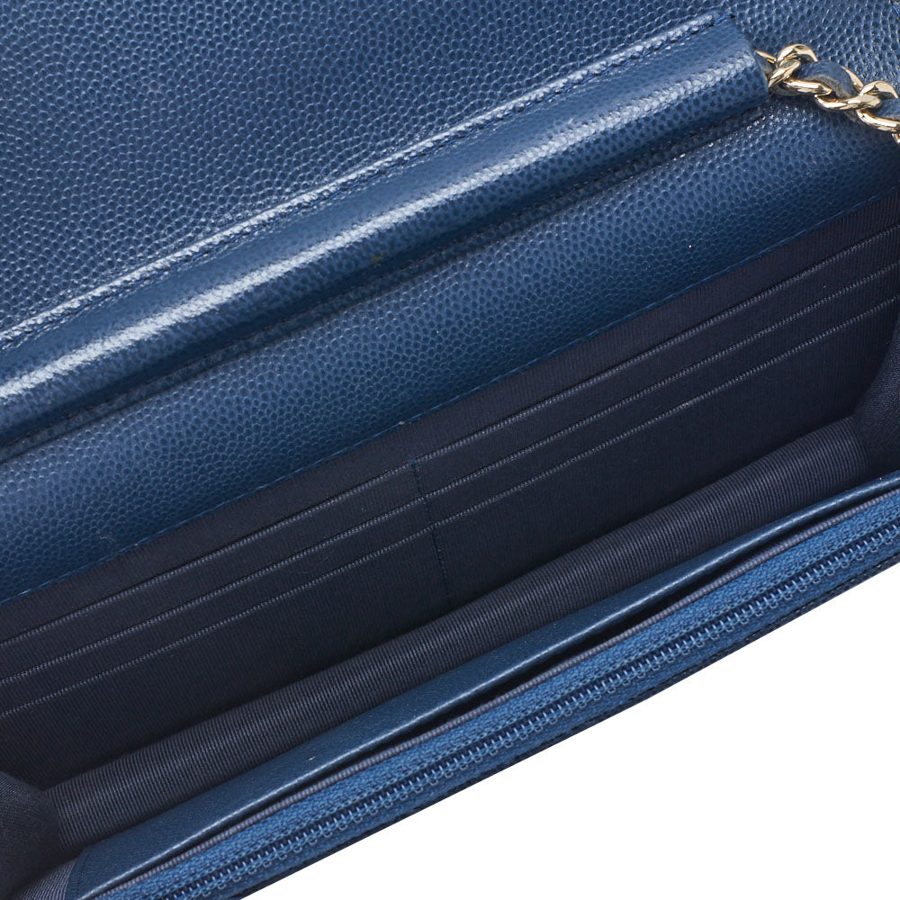 CHANEL Chain Wallet, Matelasse, Caviar Skin, Blue, Gold-Tone Hardware, Pre-Owned - Vintage La Charme