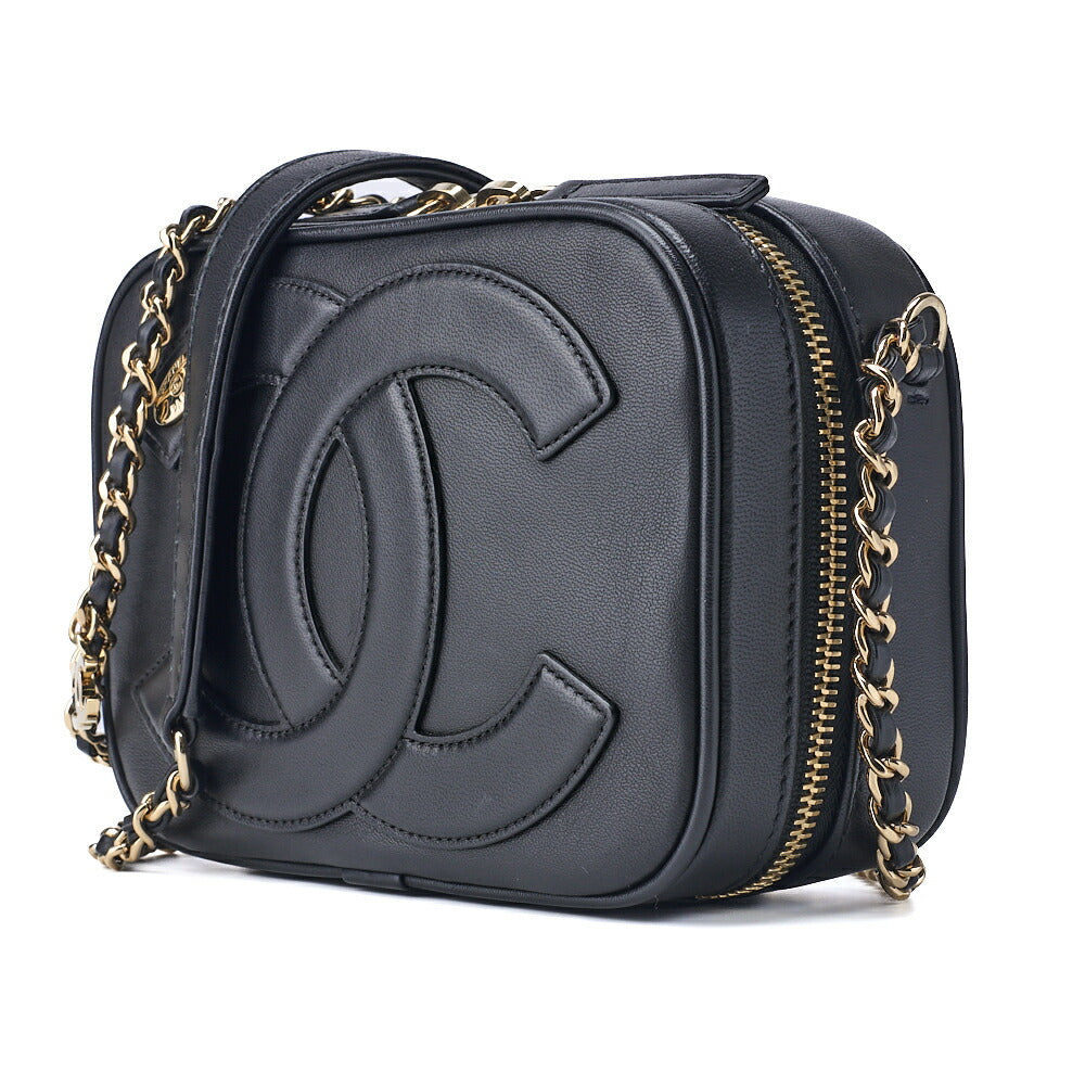 CHANEL Shoulder Bag, Matelasse, Round Zipper, Lambskin, Black, Gold-Tone Hardware, Pre-Owned - Vintage La Charme