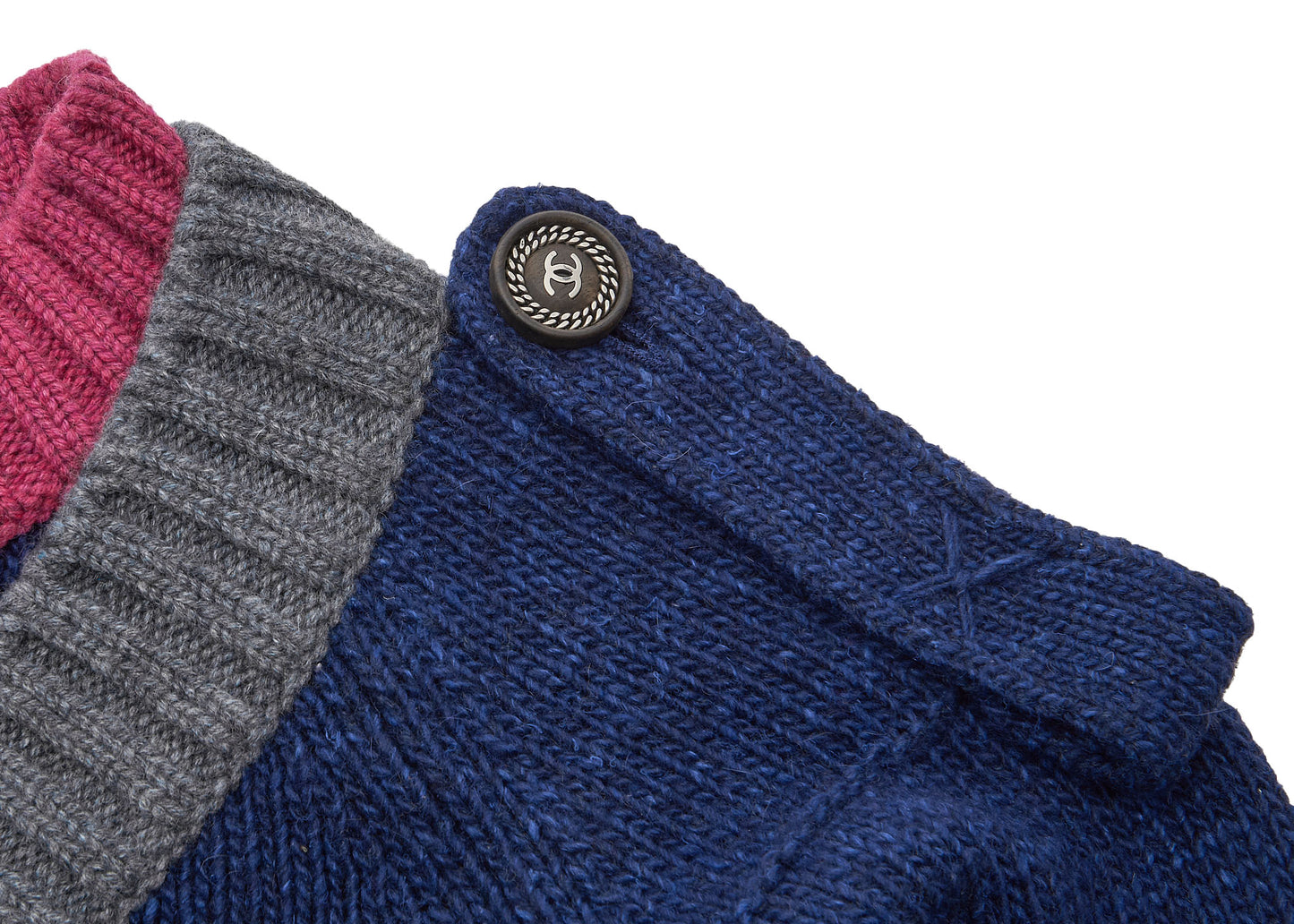 CHANEL Knit Sweater, Coco Button, Cashmere Silk Wool Blend, Navy, Gold-Tone Hardware, Pre-Owned - Vintage La Charme