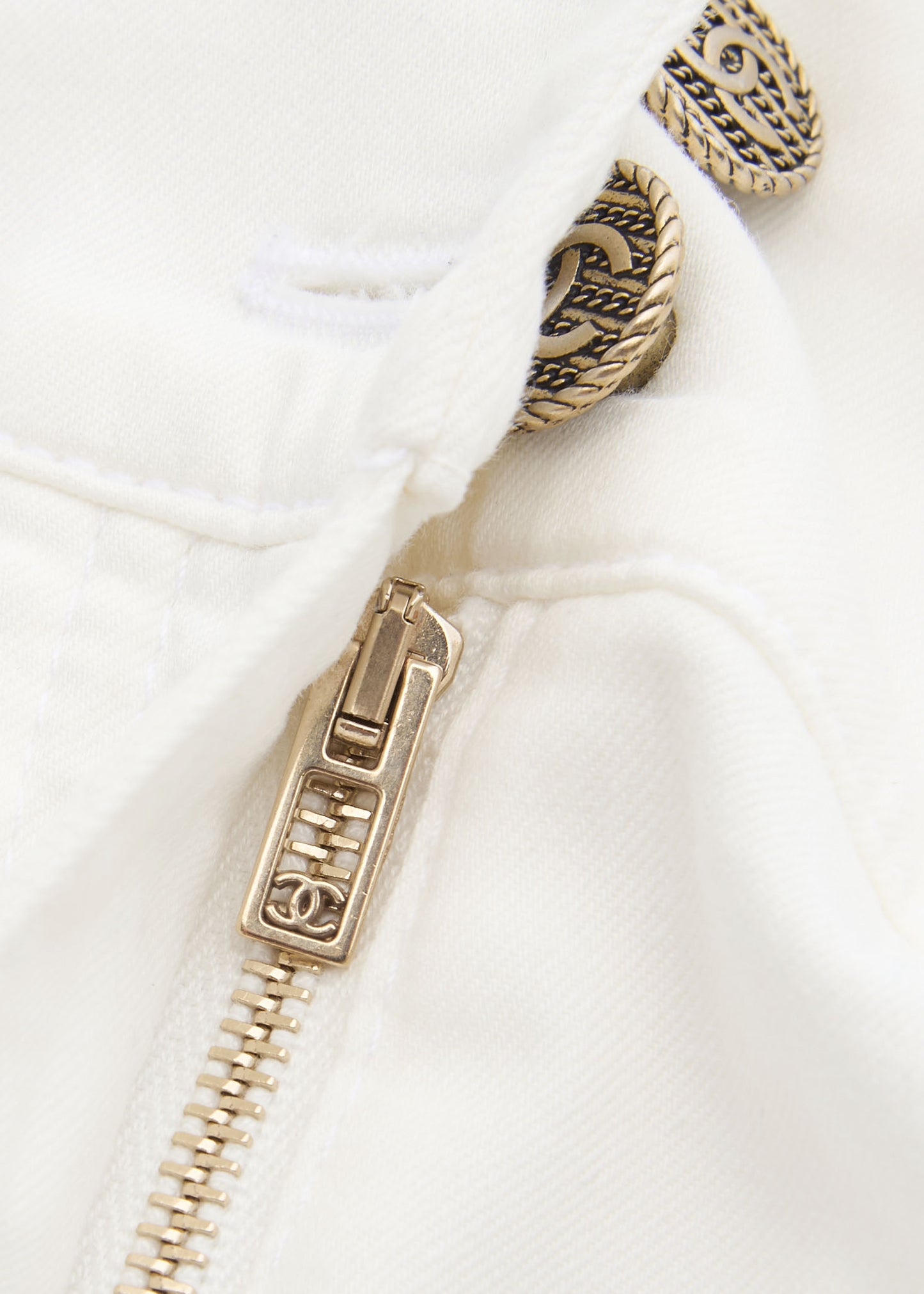 Chanel Wide Pants, Coco Button, Cotton, White, Pre-Owned - Vintage La Charme