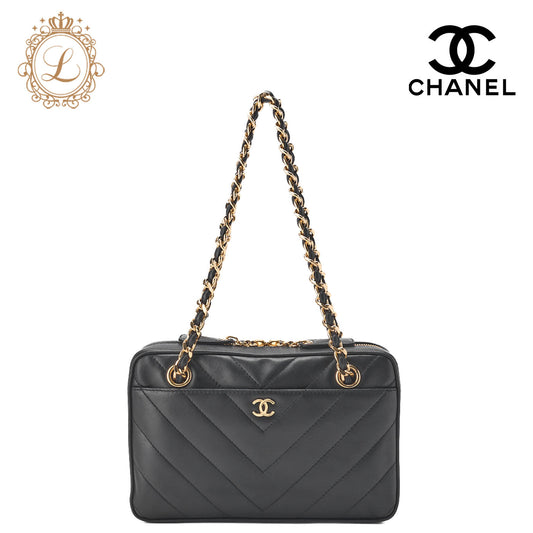CHANEL Chain Hand Bag V-Stitch Calfskin Black Gold-Tone Hardware Pre-Owned - Vintage La Charme
