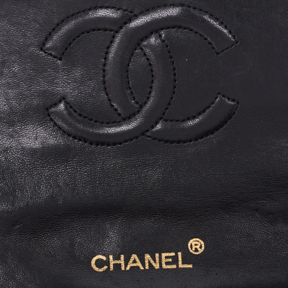 Chanel Chain Shoulder Bag Mini Matelasse Lambskin Black Gold-Tone Hardware Pre-Owned - Vintage La Charme