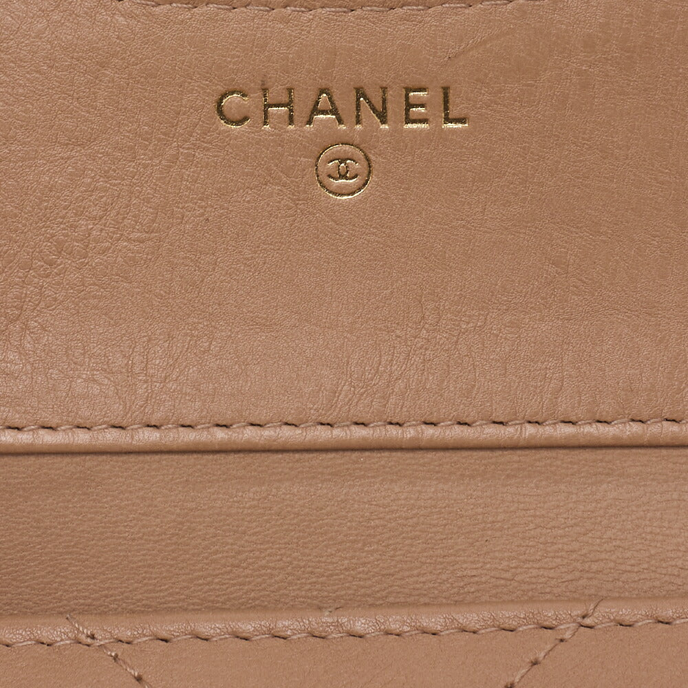 CHANEL Tri-Fold Wallet V-Stitch Leather Beige Gold-Tone Hardware Pre-Owned - Vintage La Charme