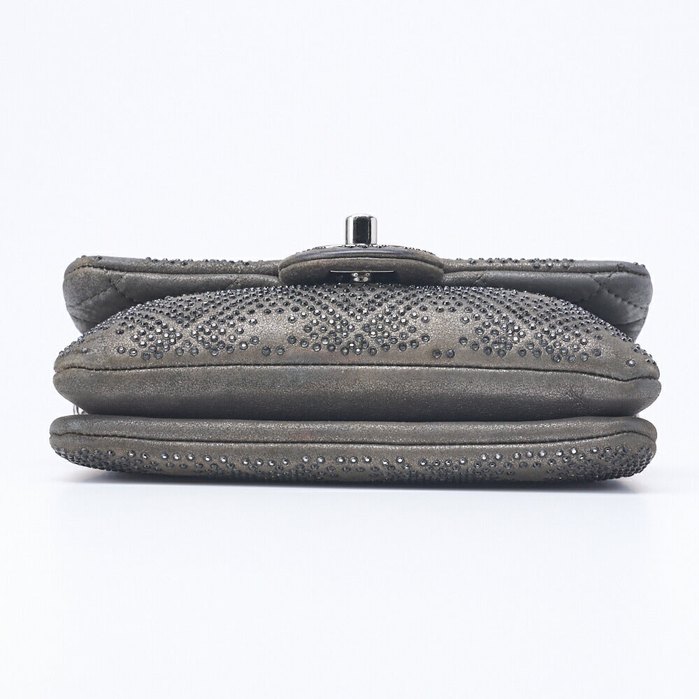 CHANEL Chain Shoulder Bag Mini Matelasse Stone Leather Gray Silver-Tone Hardware Pre-Owned - Vintage La Charme