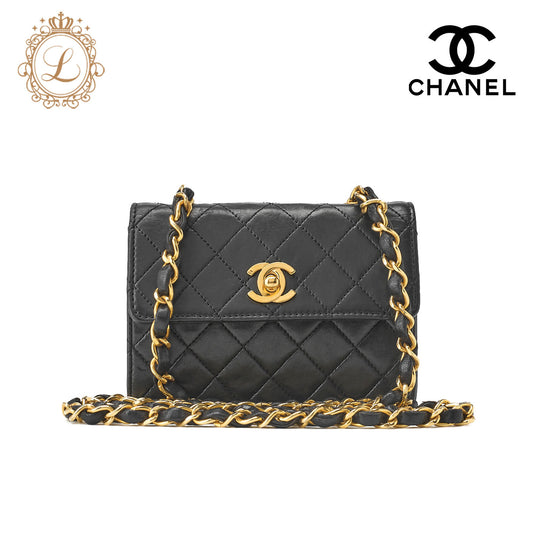 CHANEL Chain Shoulder Bag Mini Matelasse Lambskin Black Gold-Tone Hardware Pre-Owned - Vintage La Charme