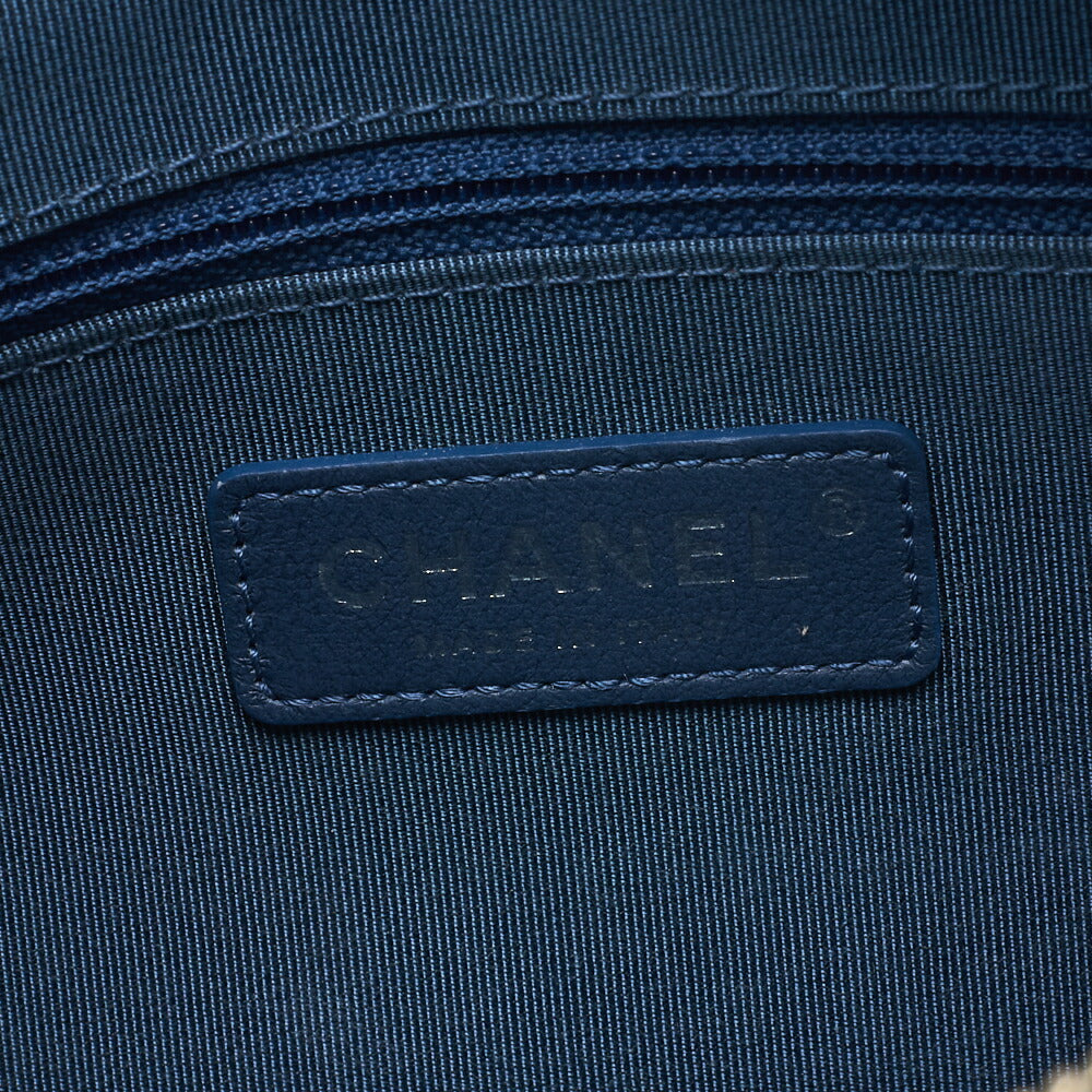 CHANEL Chain Shoulder Bag Matelasse Calf Leather Navy Gold-Tone Hardware Pre-Owned - Vintage La Charme