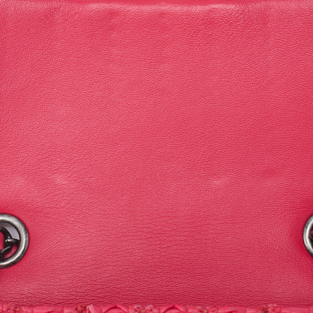 CHANEL Mini Matelasse Turn Lock Chain Shoulder Bag Lambskin Red Silver-Tone Hardware Pre-Owned - Vintage La Charme