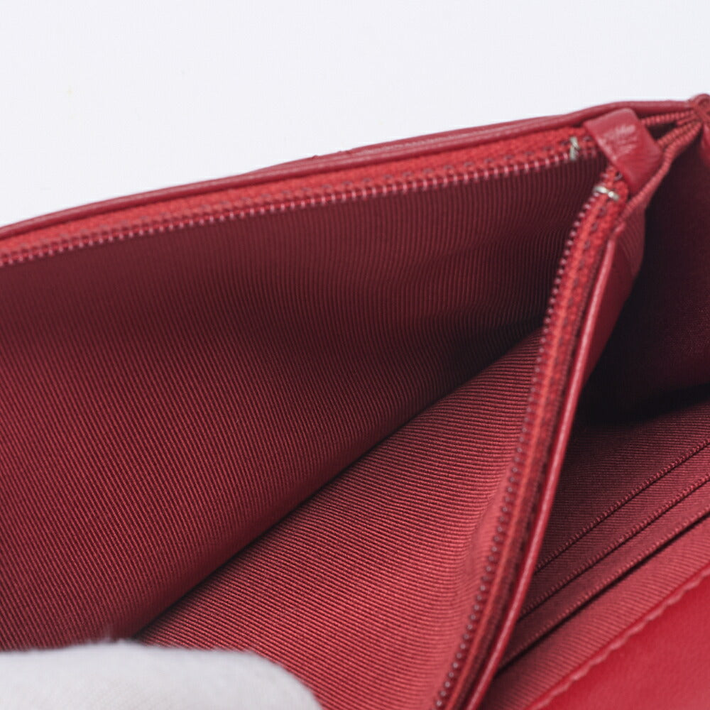 CHANEL Chain Wallet Matelasse Lambskin Red Silver-Tone Hardware Pre-Owned - Vintage La Charme