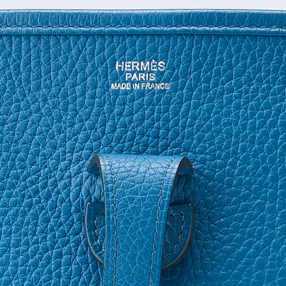 HERMES Shoulder Bag, Evelyn PM 3 Trois, Tryon Clemence, Turquoise, Silver-Tone Hardware, Pre-Owned - Vintage La Charme